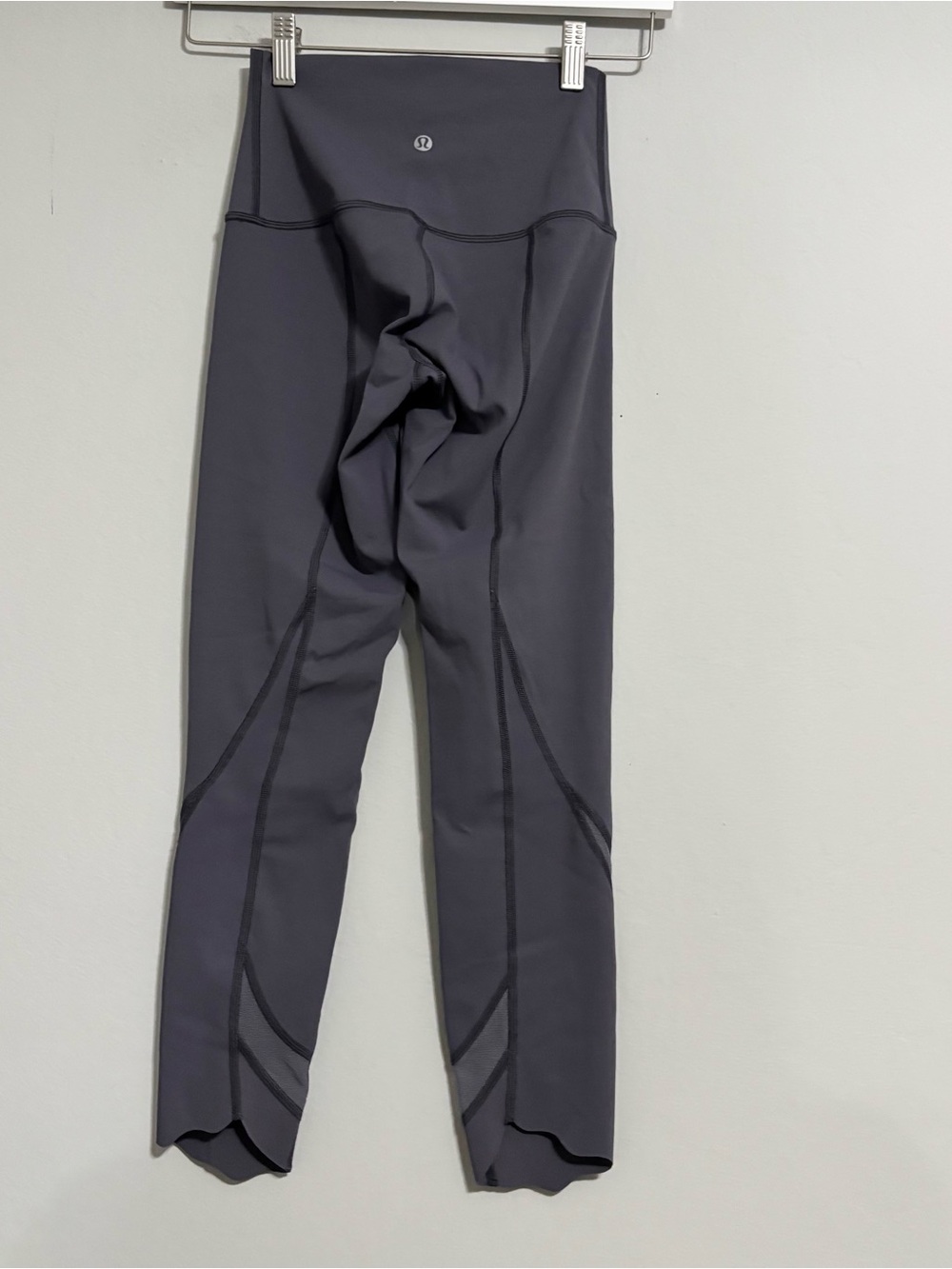 Lululemon High Waisted Grey Athletic Cropped Leggings